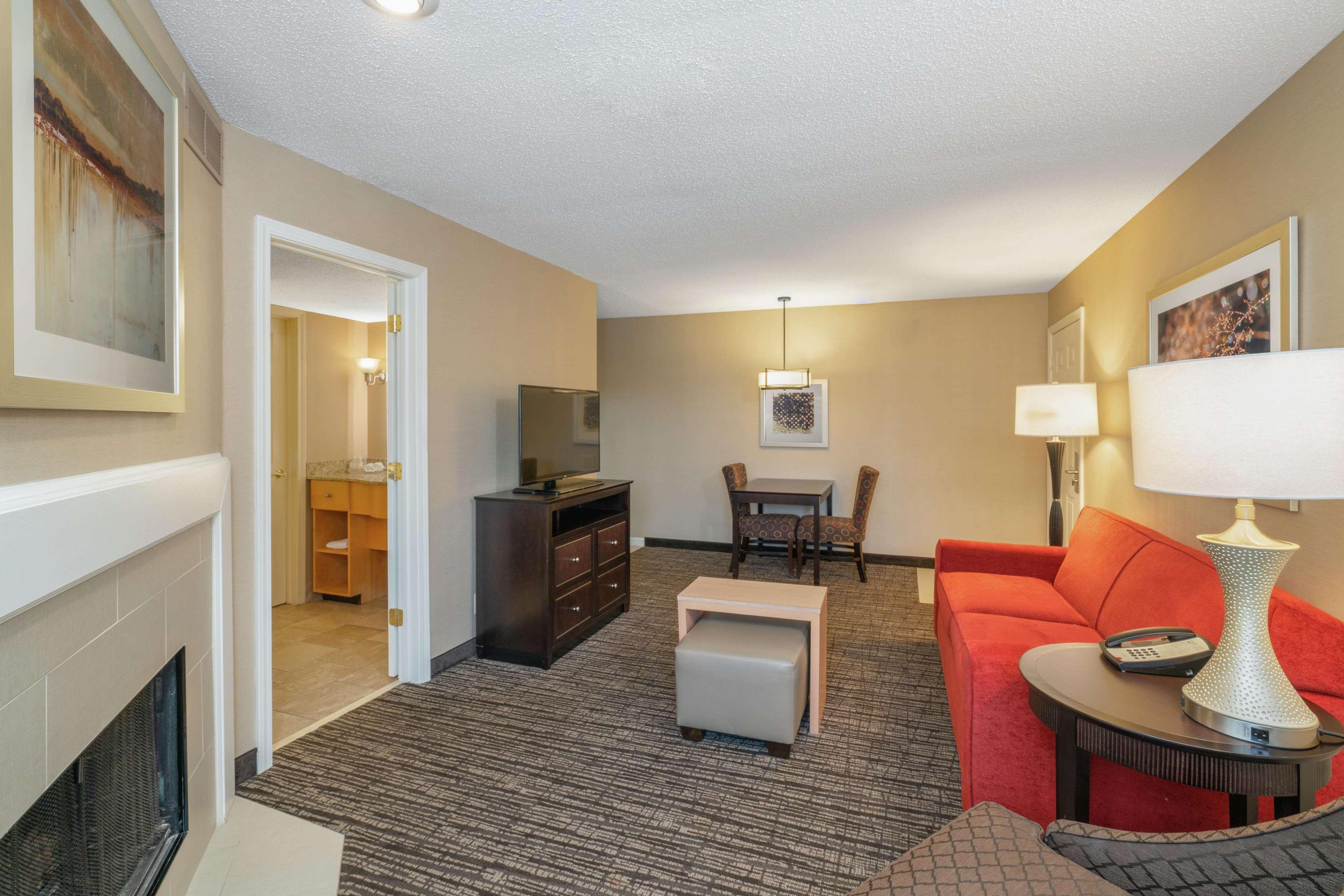 Homewood Suites Lafayette Exterior foto